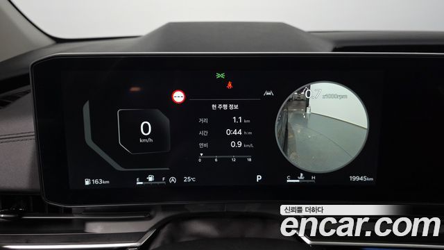Kia Canival 2025 — photo 8
