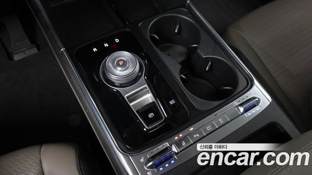 Kia Canival 2025 — photo 9