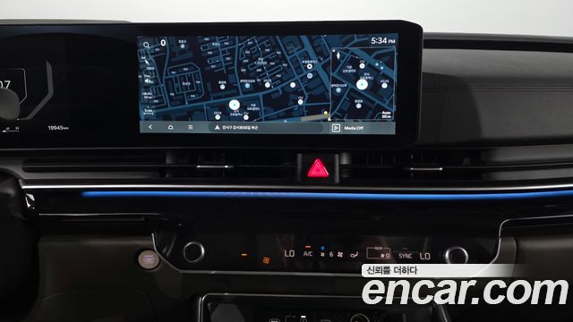 Kia Canival 2025 — photo 14