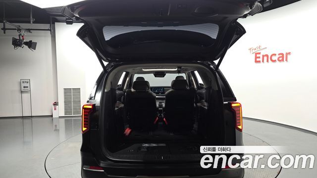 Kia Canival 2025 — photo 20