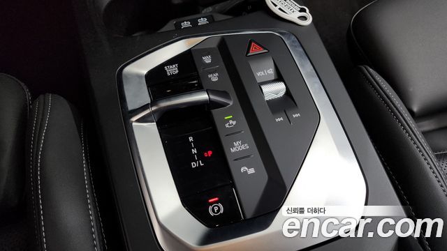 BMW 2-Series 2025 — photo 9