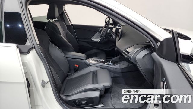 BMW 2-Series 2025 — photo 11