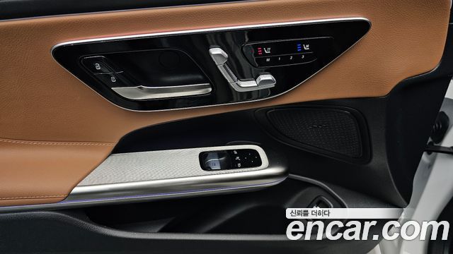 Mercedes-Benz CLE-Class 2025 — photo 25
