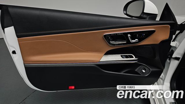 Mercedes-Benz CLE-Class 2025 — photo 14