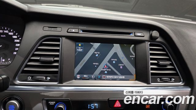 Hyundai Sonata 2016 — photo 20