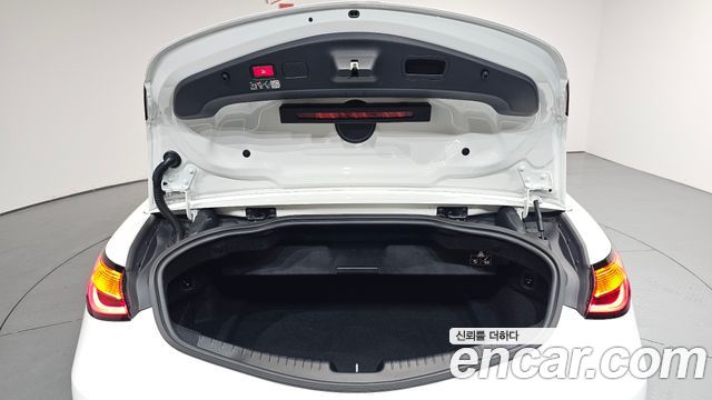 Mercedes-Benz CLE-Class 2025 — photo 30