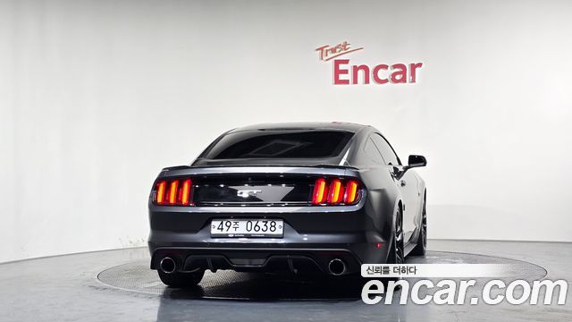 Ford Mustang 2016 — photo 4