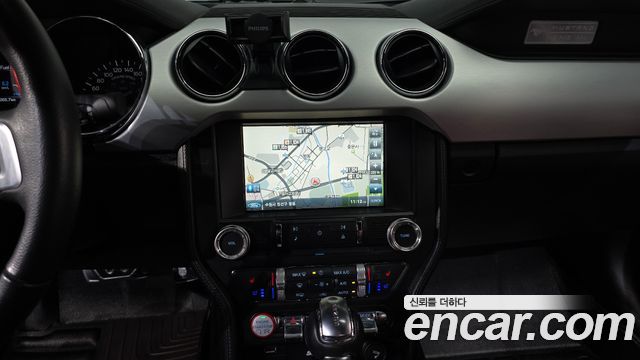 Ford Mustang 2016 — photo 12