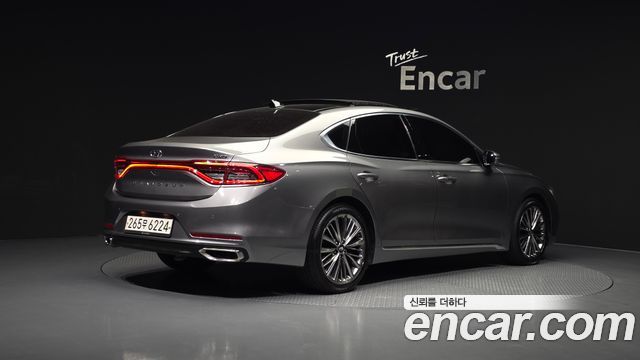Hyundai Grandeur 2018 — photo 2