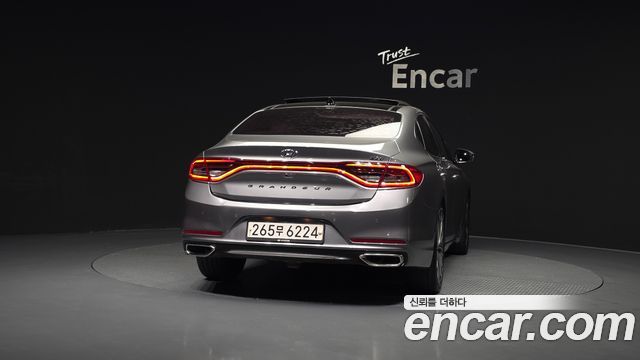 Hyundai Grandeur 2018 — photo 4