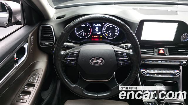 Hyundai Grandeur 2018 — photo 13