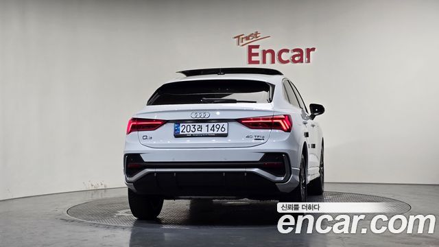 Audi Q3 2024 — photo 4
