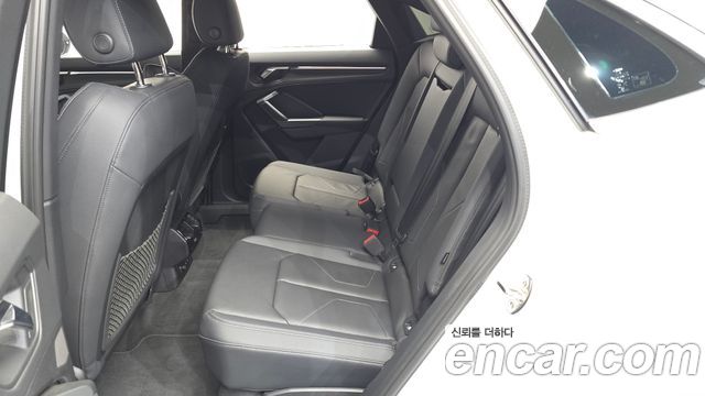 Audi Q3 2024 — photo 17