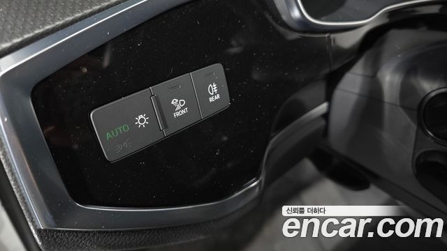 Audi Q3 2024 — photo 18