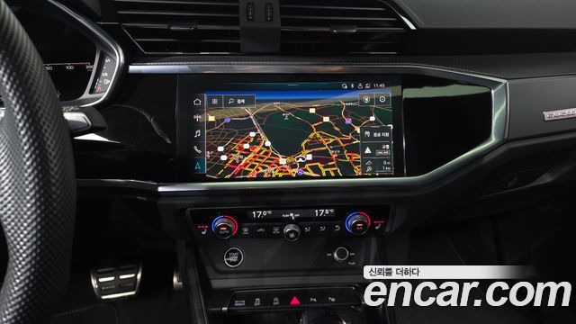 Audi Q3 2024 — photo 19