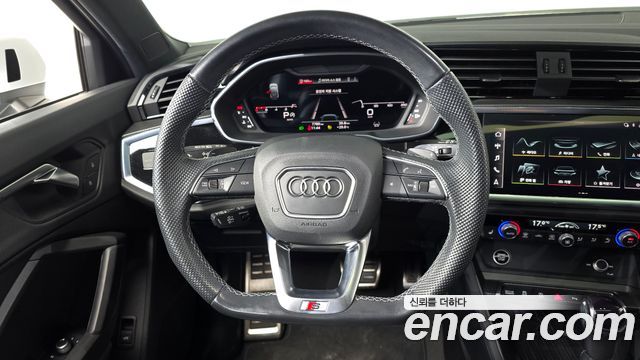 Audi Q3 2024 — photo 20