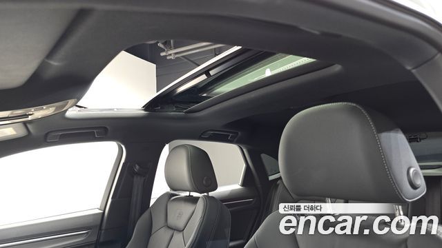 Audi Q3 2024 — photo 22