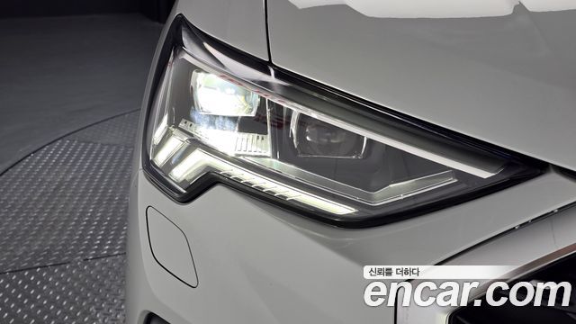 Audi Q3 2024 — photo 8