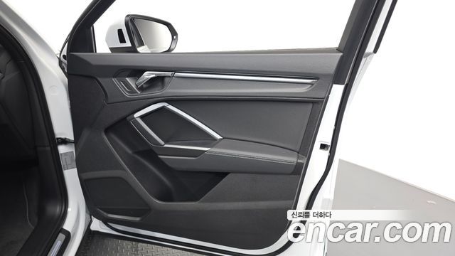 Audi Q3 2024 — photo 14