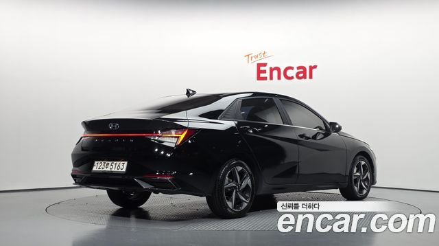 Hyundai AVANTE 2021 — photo 2