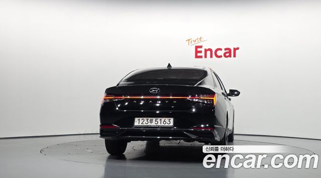 Hyundai AVANTE 2021 — photo 4