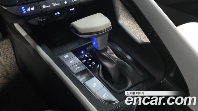 Hyundai AVANTE 2021 — photo 12