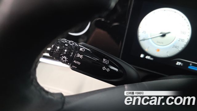 Hyundai AVANTE 2021 — photo 29
