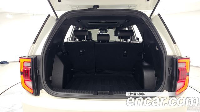 KG Mobility Torres 2023 — photo 20