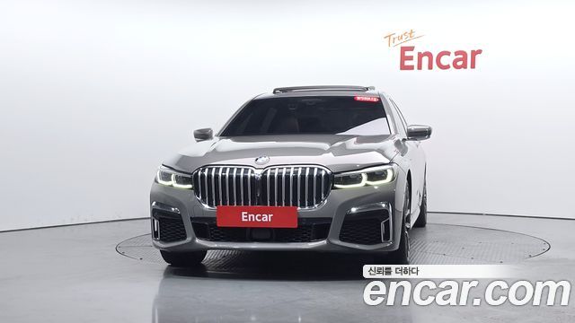 BMW 7-Series 2021 — photo 3