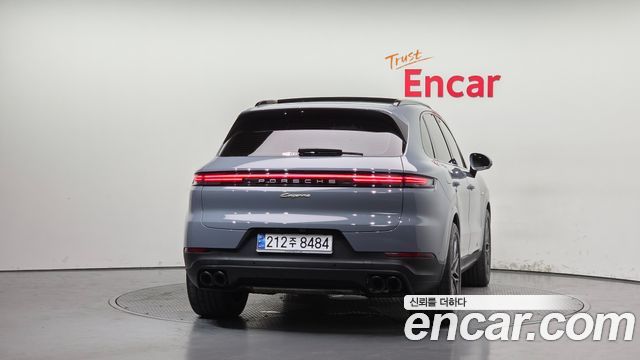 Porsche Cayenne 2025 — photo 4
