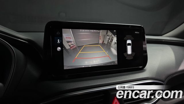Hyundai Santafe 2023 — photo 21