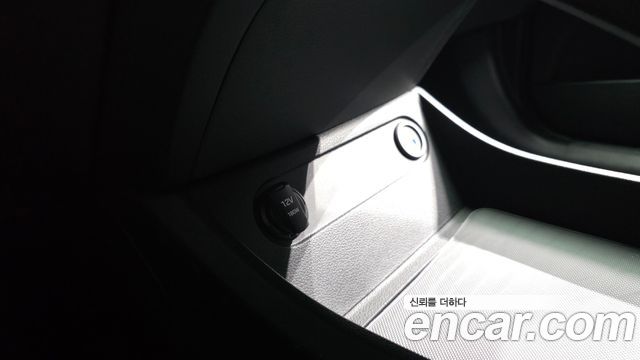 Hyundai Santafe 2023 — photo 31