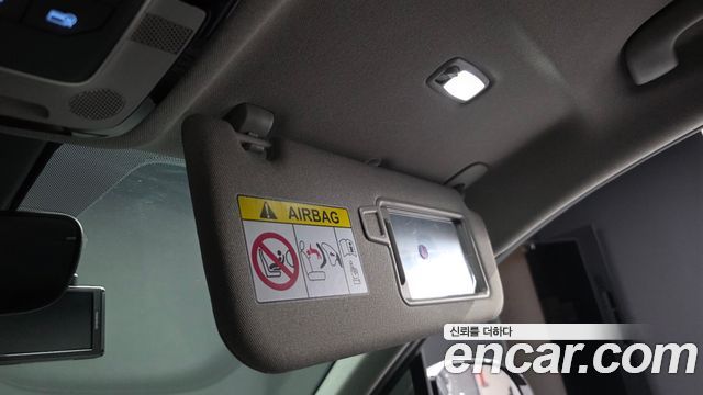 Hyundai Santafe 2023 — photo 32