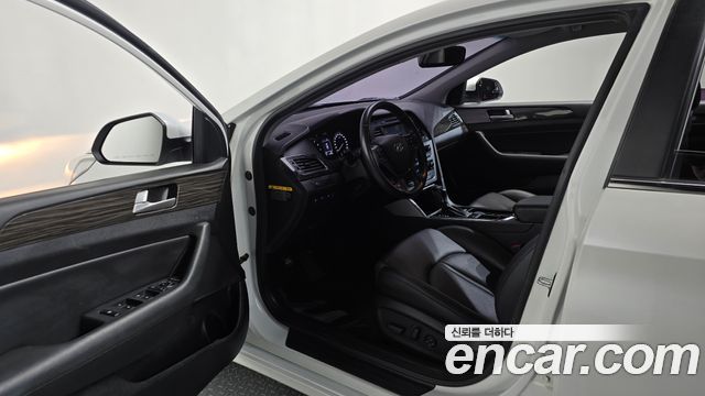 Hyundai Sonata 2015 — photo 13