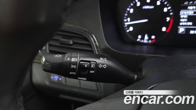 Hyundai Sonata 2015 — photo 26