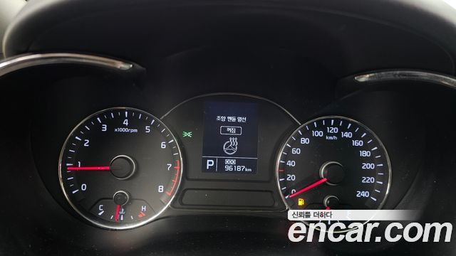 Kia K3 2013 — photo 8