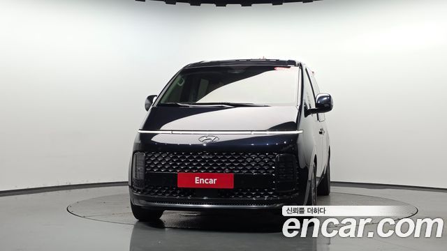 Hyundai Staria 2022 — photo 3
