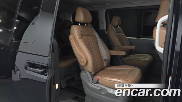 Hyundai Staria 2022 — photo 18