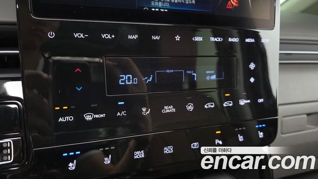 Hyundai Staria 2022 — photo 21