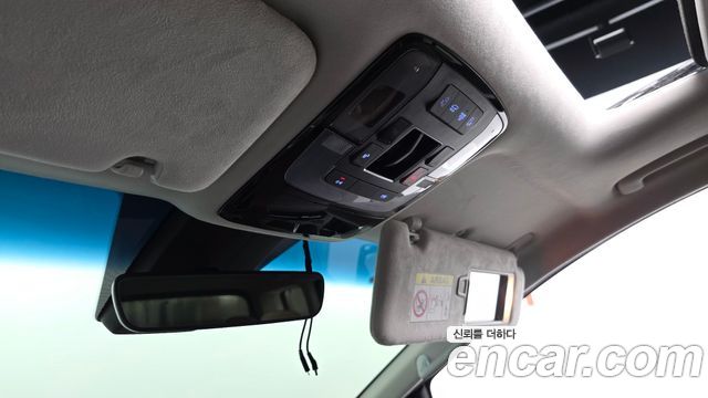 Hyundai Staria 2022 — photo 26