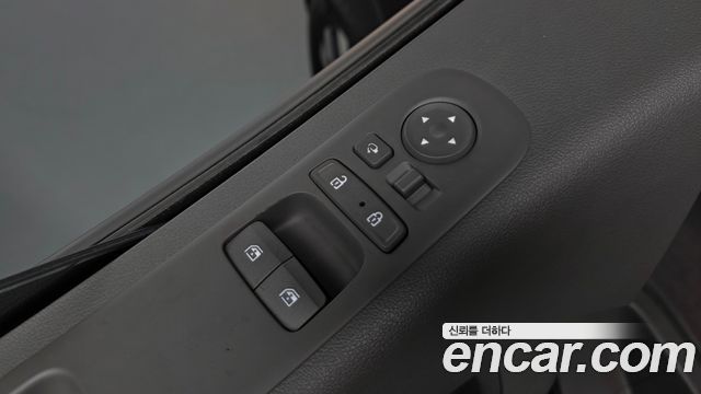Hyundai Staria 2022 — photo 32