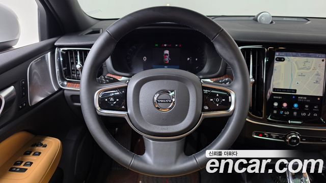 Volvo V60 2024 — photo 19