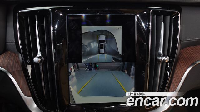 Volvo V60 2024 — photo 20