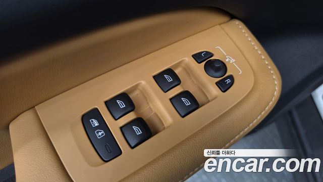Volvo V60 2024 — photo 28