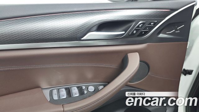 BMW X4 2022 — photo 30