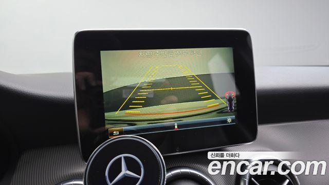 Mercedes-Benz CLA-Class 2016 — photo 14