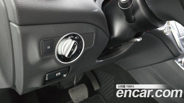 Mercedes-Benz CLA-Class 2016 — photo 19