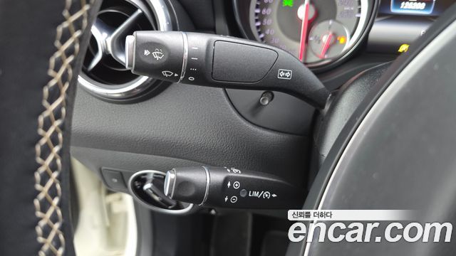 Mercedes-Benz CLA-Class 2016 — photo 20
