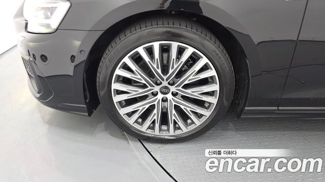 Audi A8 2023 — photo 5
