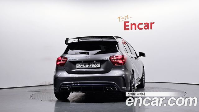 Mercedes-Benz A-Class 2018 — photo 4